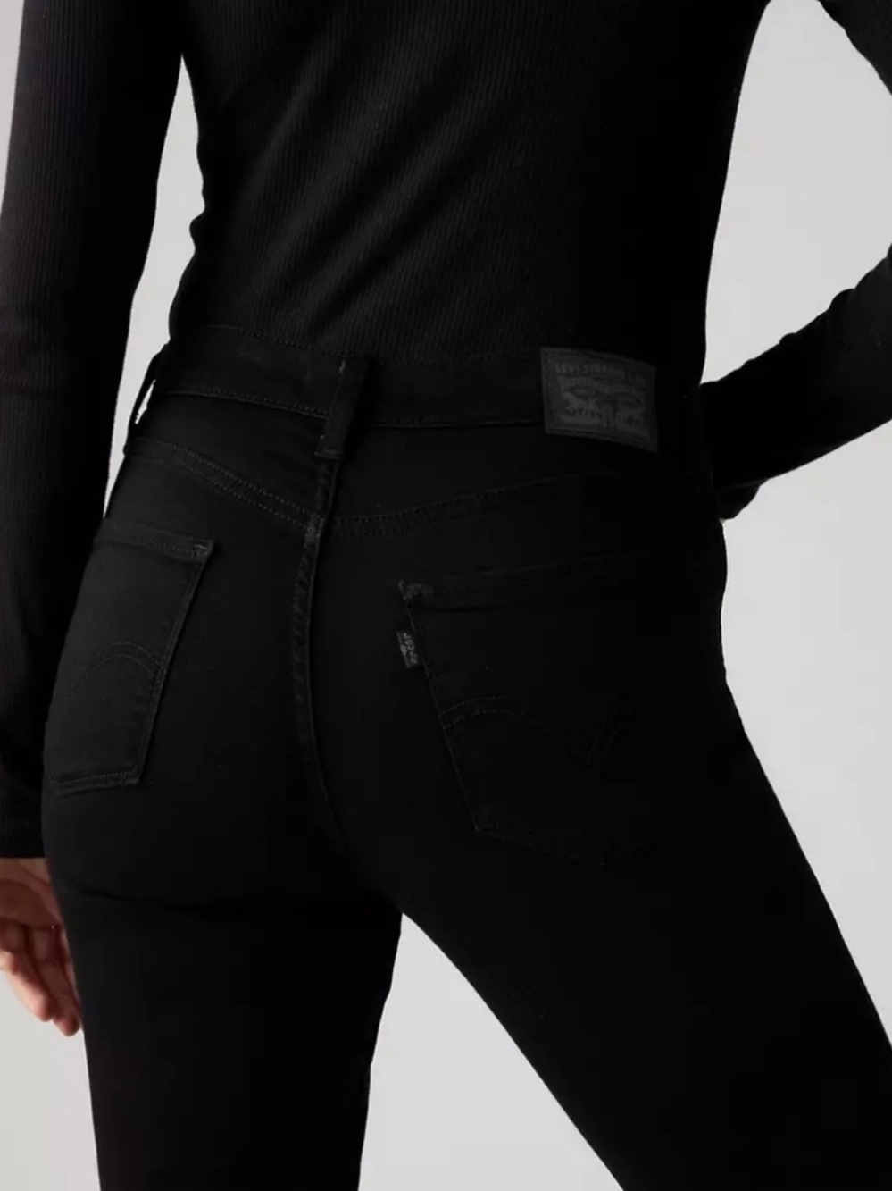 NWT LEVI’S Black Classic Bootcut Stellar Stretch Mid Rise Denim Jeans 🖤 - Picture 4 of 9